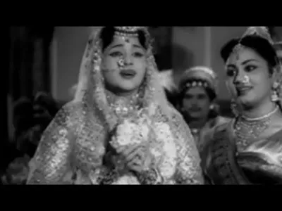 Mannavar Kulam Lyrics Meaning — Rani Samyuktha | P. Susheela