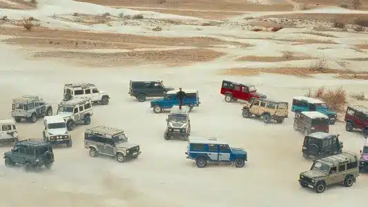 Navior Lyrics Translation | Navaan Sandhu