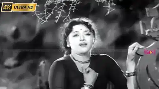 Kannadi Pathirathil Lyrics English Meaning – Punar Jenmam | P. Susheela