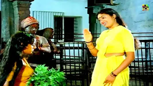 Samayapura Aatha Lyrics English Meaning: Samayapurathale Satchi | Vani Jayaram