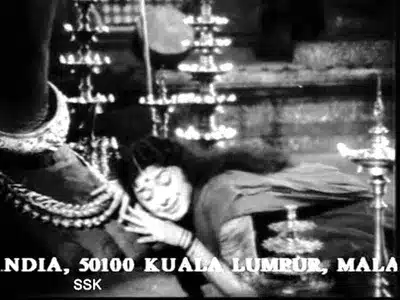 Vaai Thirandhu Lyrics English Translation – Thanga Padhumai | P. Leela