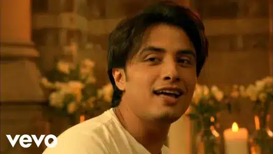 Voh Dekhnay Mein Lyrics Meaning | London Paris New York | Ali Zafar