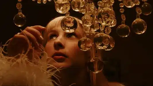 15 Ans Lyrics Meaning: Alice | Alice On The Roof