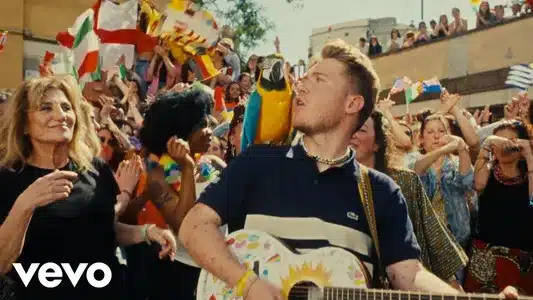 A Me Mi Piace Lyrics With English Translation - Alfa | Manu Chao