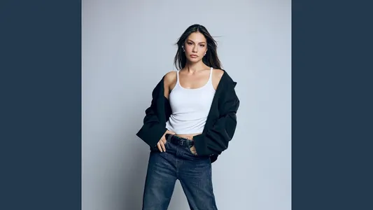 Ah Yar Lyrics Translation (in English) | Demet Özdemir