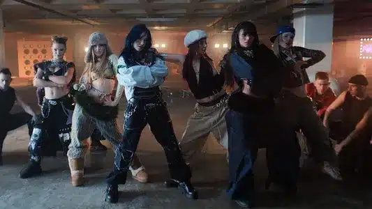 Amatör Lyrics English (with Translation) — Manifest