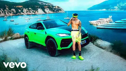 Ay Bonita Lyrics Translation - Worldwai | Martinwhite | Santiago Berrio