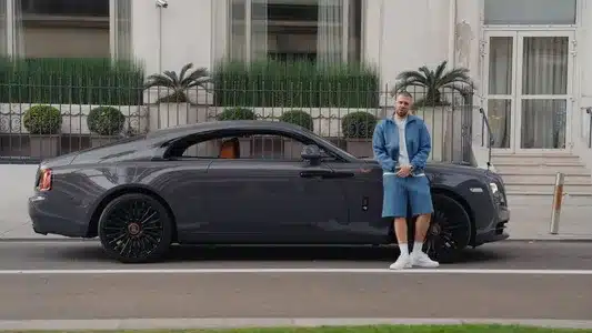 Dilema Lyrics English (with Translation) – Ektor