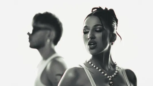 Drum Bun Lyrics (English Meaning) | Renvtø | Rita