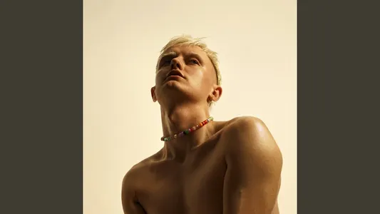 If U Kno U Kno Lyrics Translation (in English): Karoline Mousing | Kedde