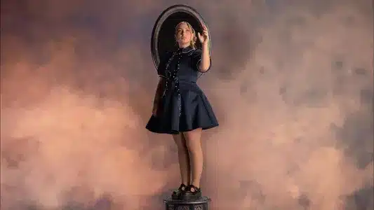 L'Amour De Ma Vie Lyrics Translation | Boîte À Musique | Linh