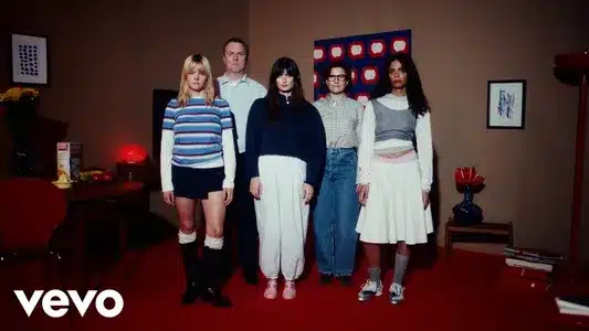 La Maison Lyrics Meaning — Grandir | Marguerite