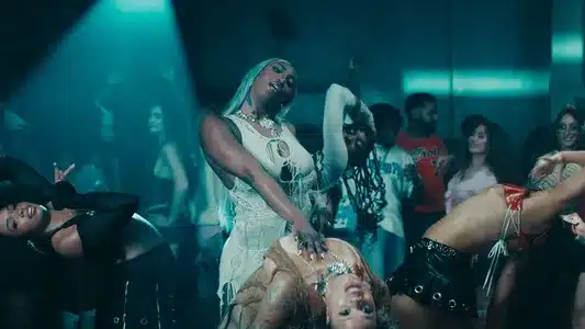 No Stress Lyrics English Translation | Destinée | Aya Nakamura