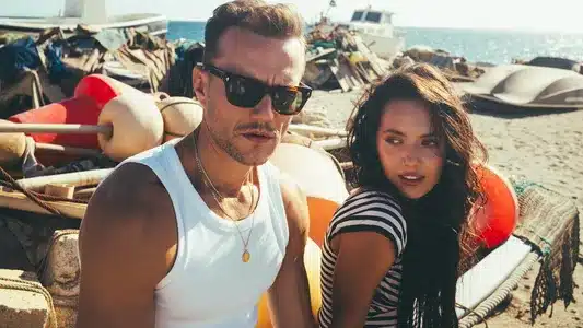 Odpowiedni Moment Lyrics With English Meaning - Mrozu | Zalia