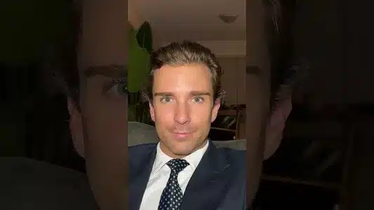 Psychopathie Lyrics (with English Meaning) | Vanity Fair