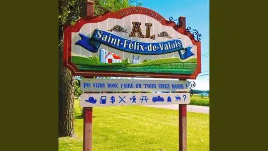 St-Félix Lyrics Meaning | Lune Brune | Arpin Lépine