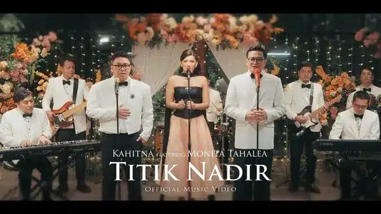 Titik Nadir (Feat. Monita Tahalea) Lyrics Translated to English: Kahitna