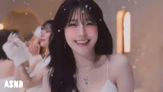 White Memories Lyrics {English Meaning} | Fromis_9