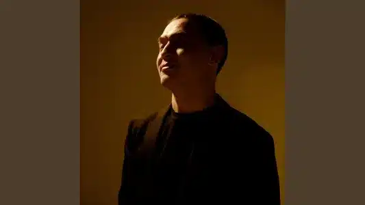 Ana Lyrics Translated to English: Kazybek Kuraiysh