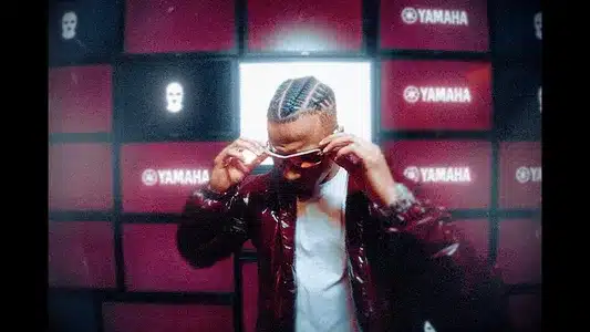 Cagoulé Yamaha Lyrics {English Meaning} – Timal