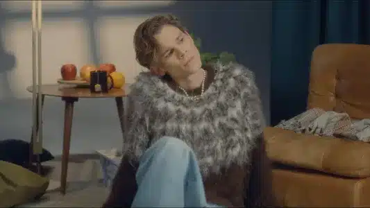 Chcę Ciebie Częściej Lyrics With English Translation: Maciej Skiba