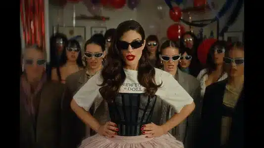 Che Fastidio! Lyrics Translation — Miss Italia | Ditonellapiaga