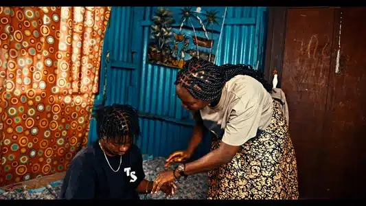 Com Bradas Lyrics [English Meaning] — Kaka Machava