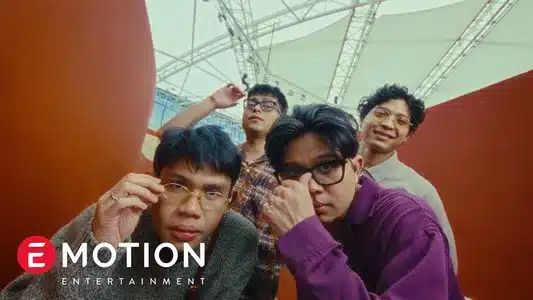 Elu-Elukan Lyrics (English Meaning) – Juicy Luicy