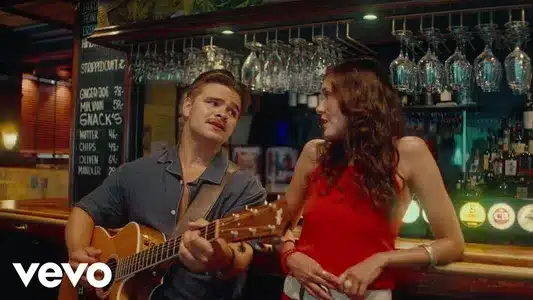 Hånd I Hånd Lyrics With English Translation | Tobias Sten