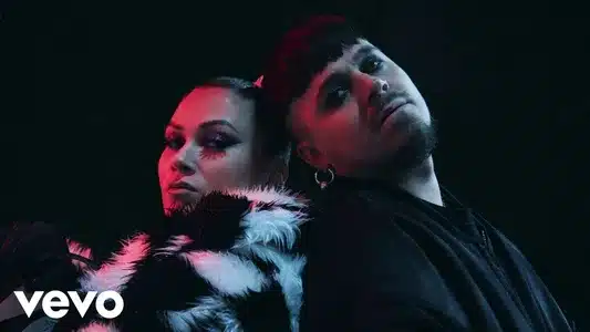 Kaistaa Lyrics [English Translation] | Bess | Käärijä