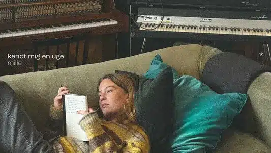 Kendt Mig En Uge Lyrics [English Meaning] | Mille