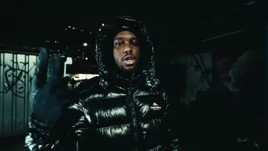 Met Gala Lyrics English Meaning - Après La Vague | Le Crime