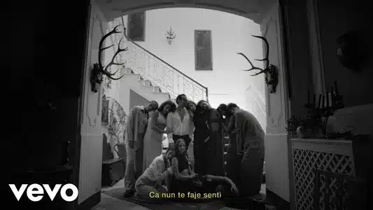 Quasi Blu Lyrics English (Translation) - Tropico