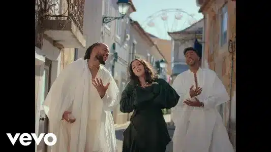 Respirar Lyrics [English Translation] - Calema | Sara Correia