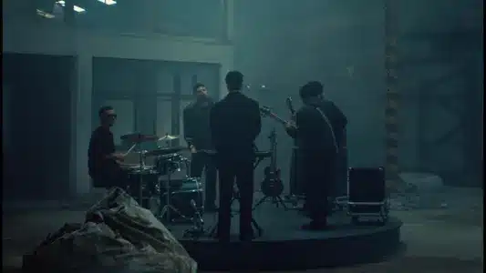 Sevmeyi̇ Denemedi̇N Lyrics English Translation - Obsesif | Blok3