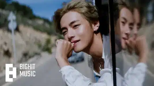 Slow Dancing Lyrics Meaning - Layover | V