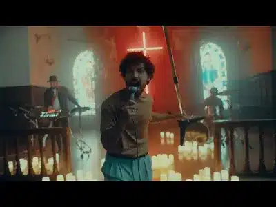 Todos Los Besos Lyrics Meaning — Santa Trinidad | Siloé