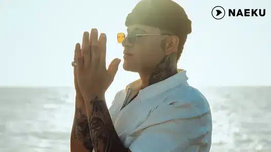 Uwaie Lyrics Translation – Por Si Alguien Nos Escucha | Kapo