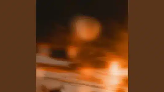 Waiting At 3Am Lyrics {English Translation} — Toh