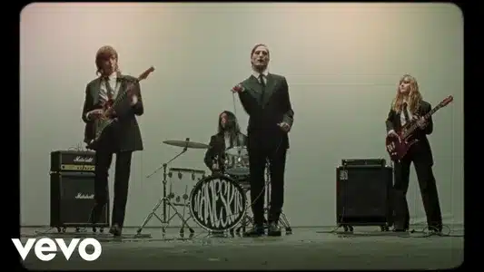 Zitti E Buoni Lyrics English Translation — Teatro D'Ira - Vol. I | Måneskin