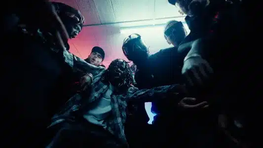 À La Mode Lyrics Meaning — 18 Kara | Bilouki