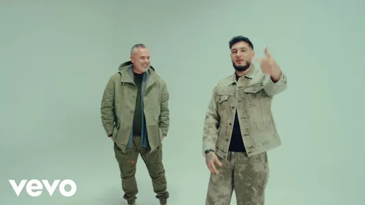 Ayer La Vi (Bpa26) Lyrics {English Meaning} – Juan Magán | Omar Montes