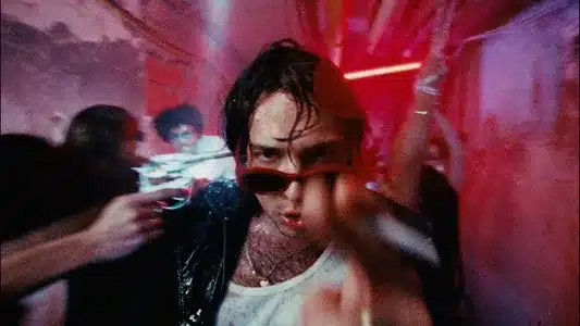 Blau Lyrics English Translation: Wiener Schickeria | Bibiza