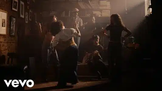 Brrreak! Lyrics [English Meaning] – Robi