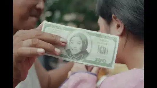 Bunga Hati Lyrics Translation - Berharap Pada Timur | Salma Salsabil