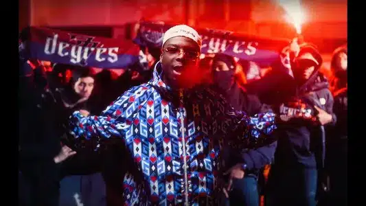 Camp Nou Lyrics Meaning: 77 Degrés | 77 Degrés | Ninho