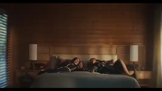 Chand Takiye Lyrics With English Translation – Ankur Tewari