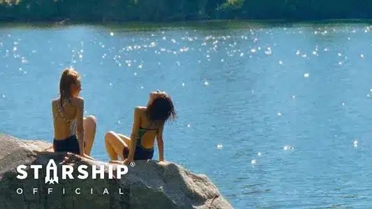 Dancing Alone Lyrics Translation (in English) – Kiiikiii