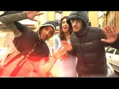 Dans Tes Bras Lyrics English (Translation) – A2Sia