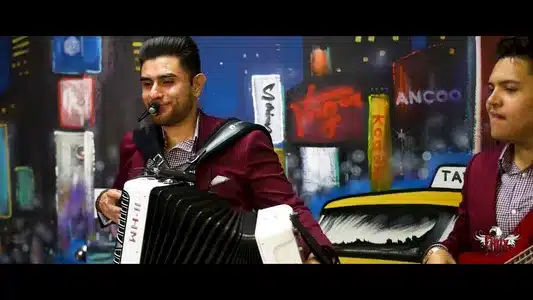 El Lunar Lyrics English (Translation) – Códice | Danny Felix